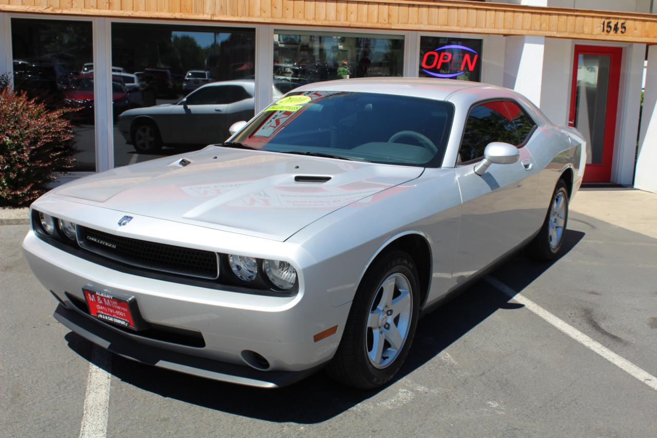 Dodge Challenger 2dr Cpe SE 2010
