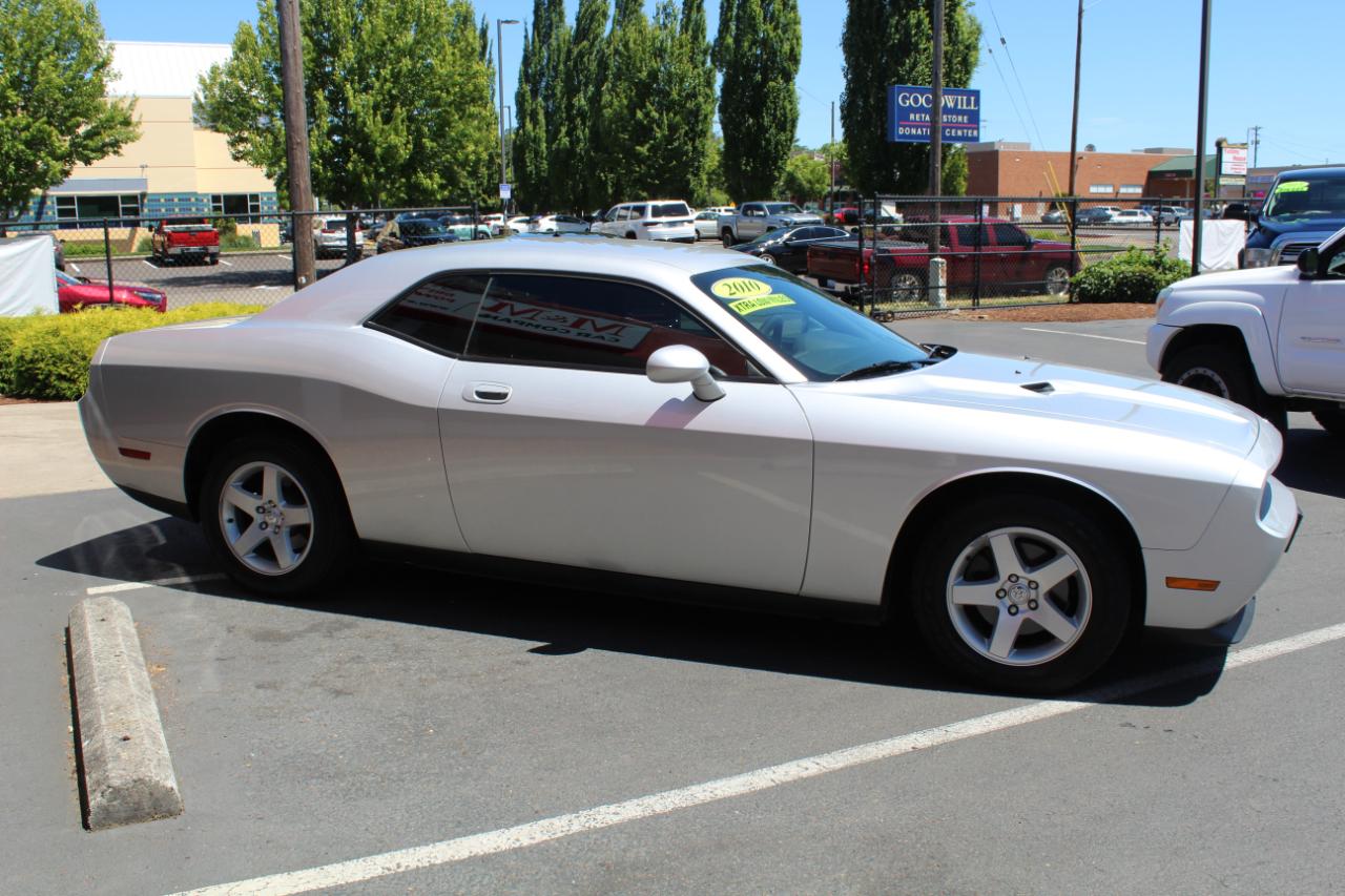 Dodge Challenger 2dr Cpe SE 2010
