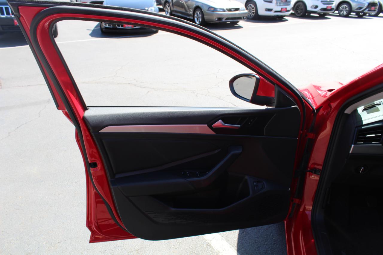 Volkswagen Jetta R-Line Manual 2021