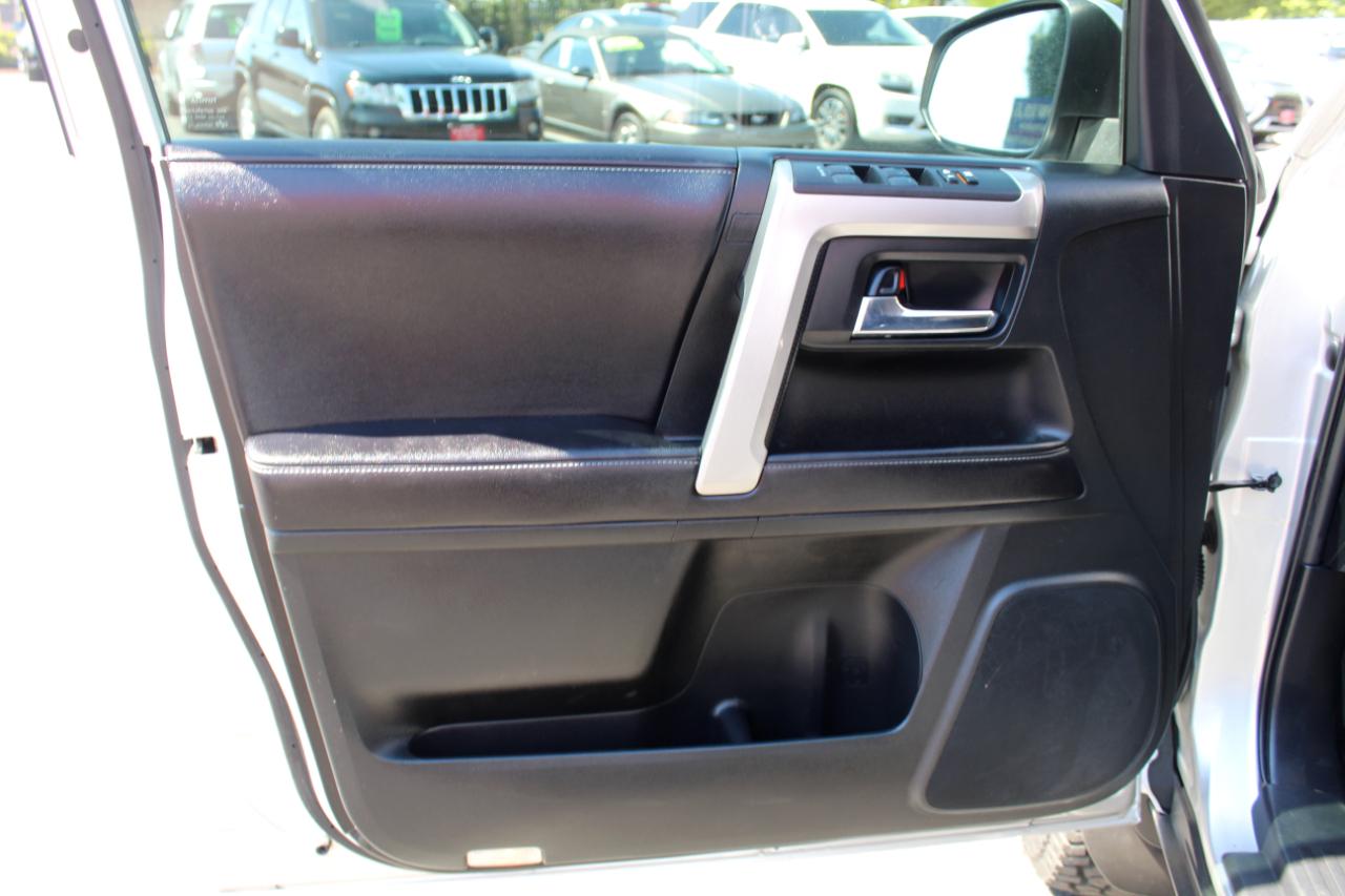 Toyota 4Runner 4WD 4dr V6 Trail Premium (Natl) 2016