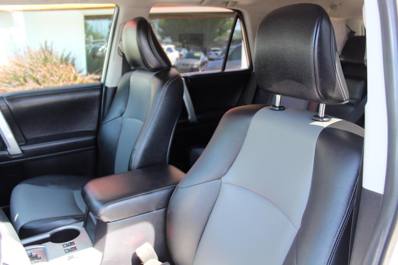 Toyota 4Runner 4WD 4dr V6 Trail Premium (Natl) 2016