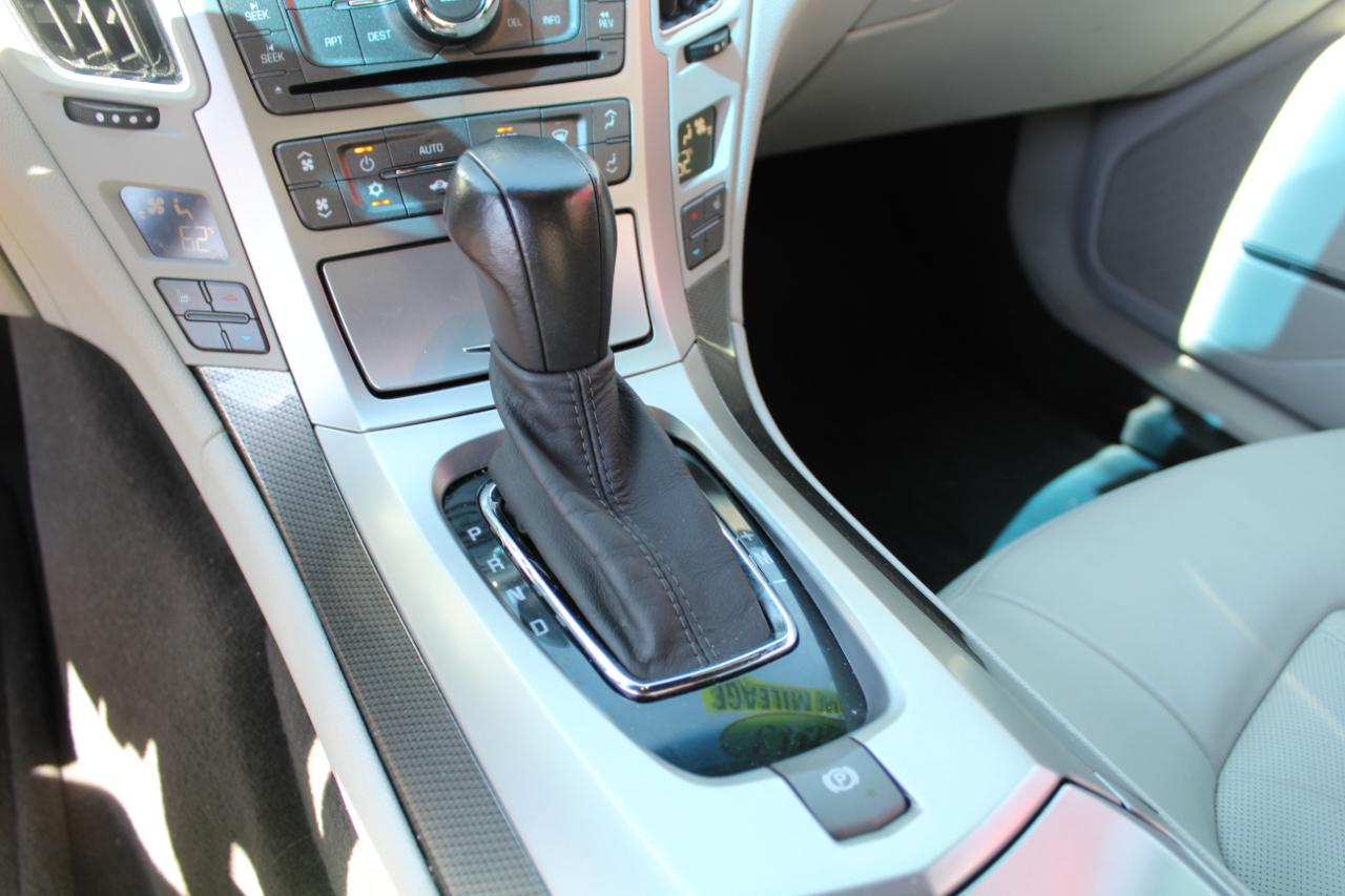 Cadillac CTS Coupe 2dr Cpe Performance AWD 2013