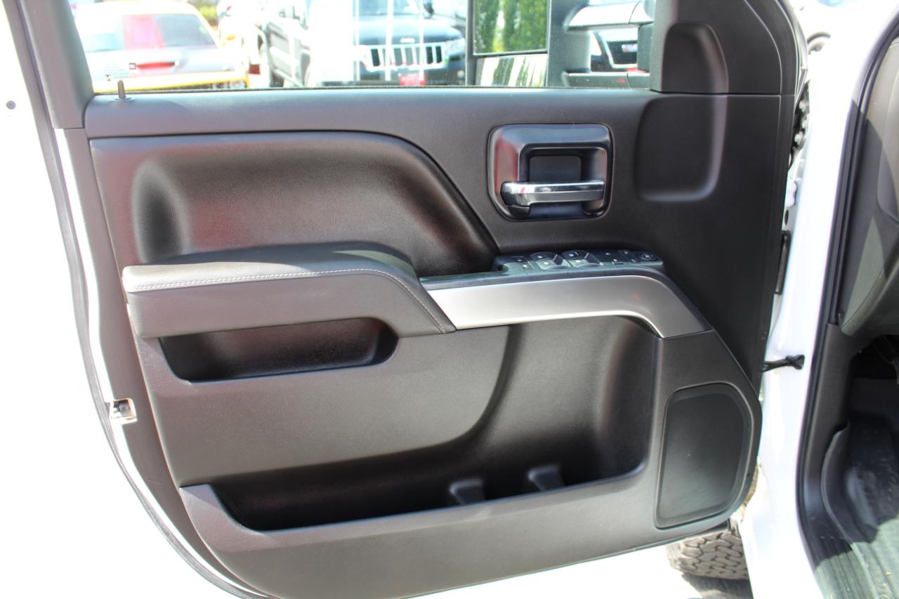 Chevrolet Silverado 2500HD 4WD Double Cab 158.1" LT 2015