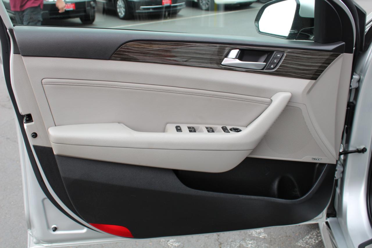 Hyundai Sonata 4dr Sdn 2.4L Limited 2015
