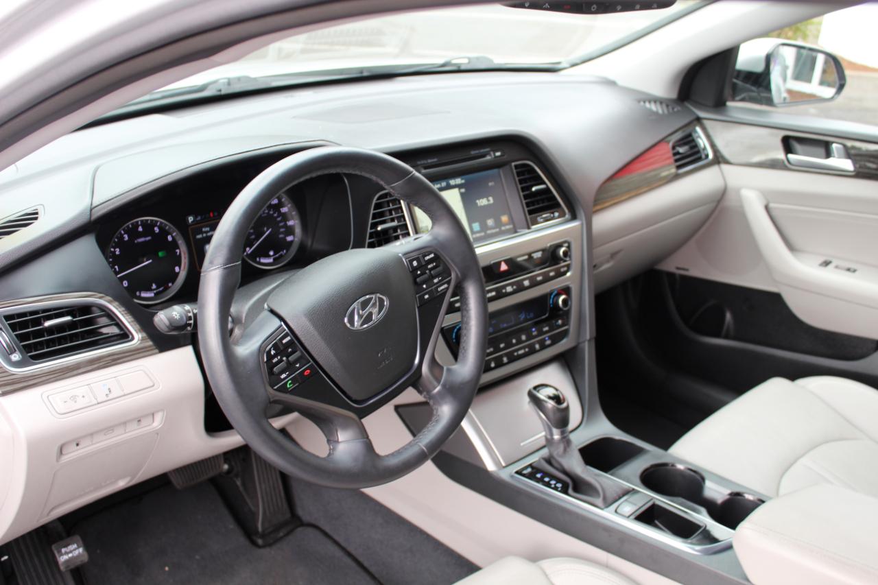 Hyundai Sonata 4dr Sdn 2.4L Limited 2015