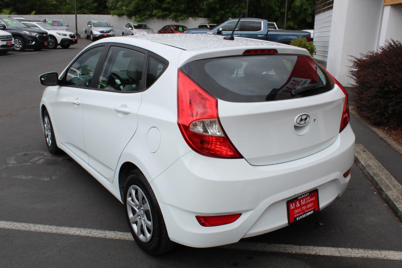 Hyundai Accent 5dr HB Auto GS 2014
