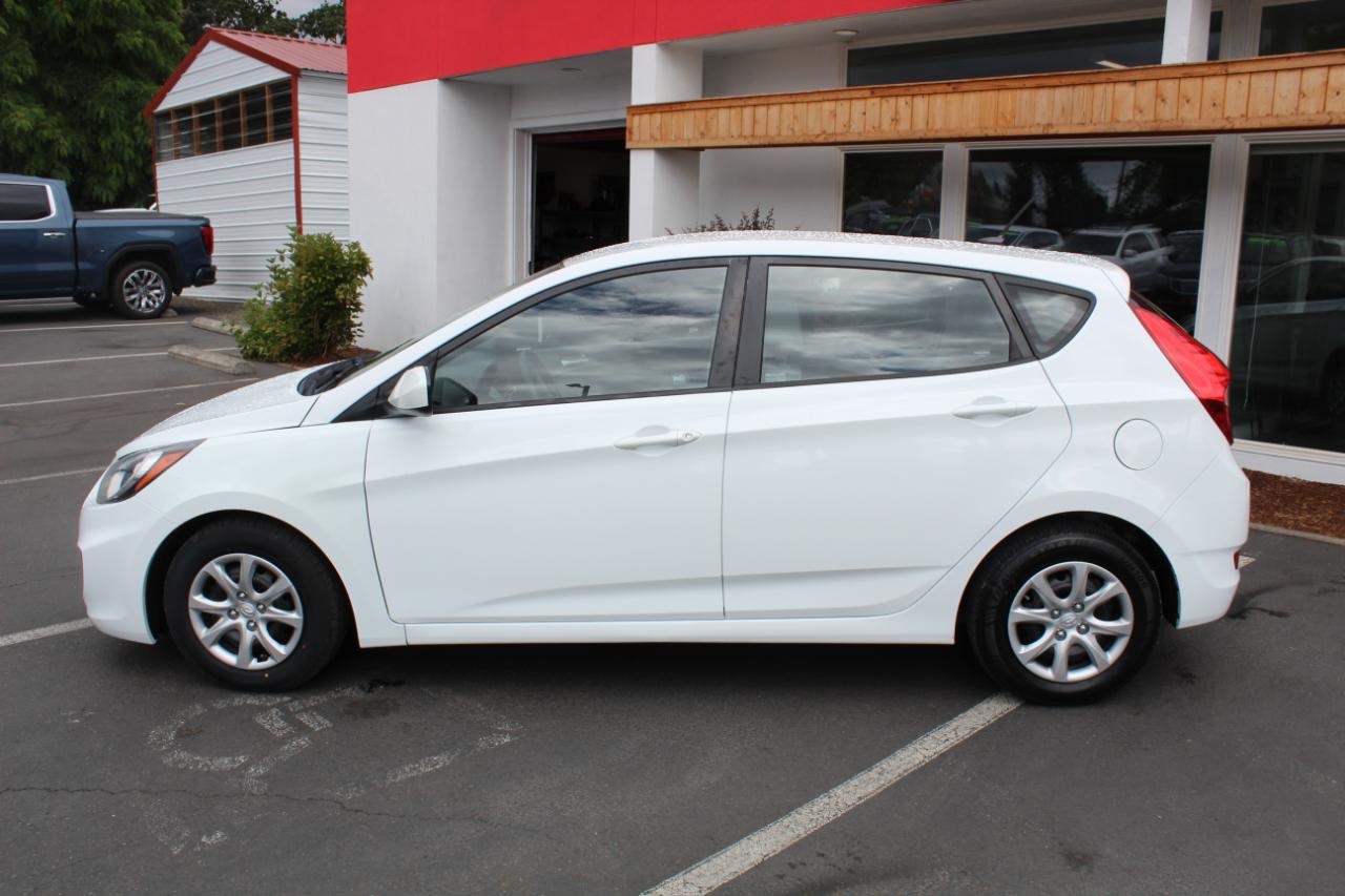 Hyundai Accent 5dr HB Auto GS 2014