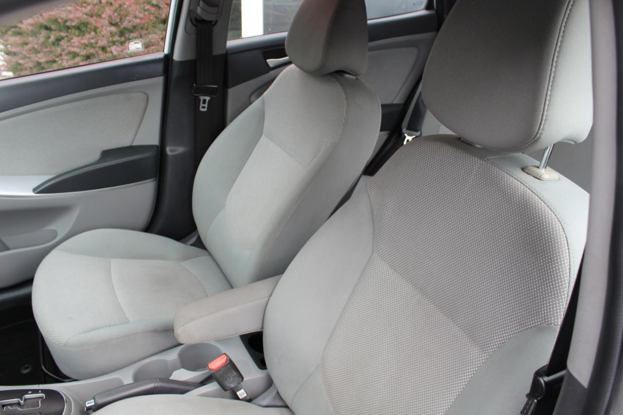 Hyundai Accent 5dr HB Auto GS 2014