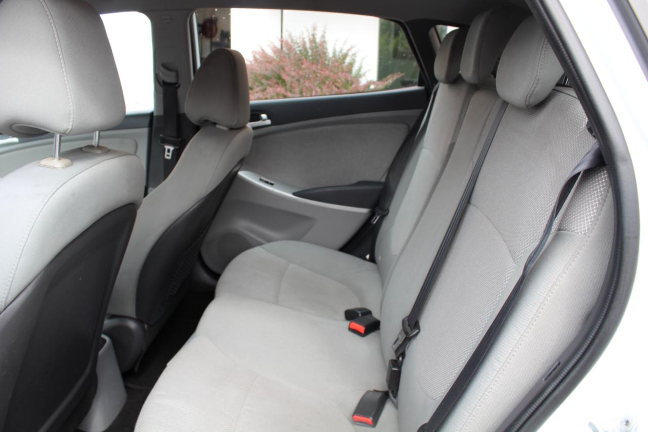 Hyundai Accent 5dr HB Auto GS 2014