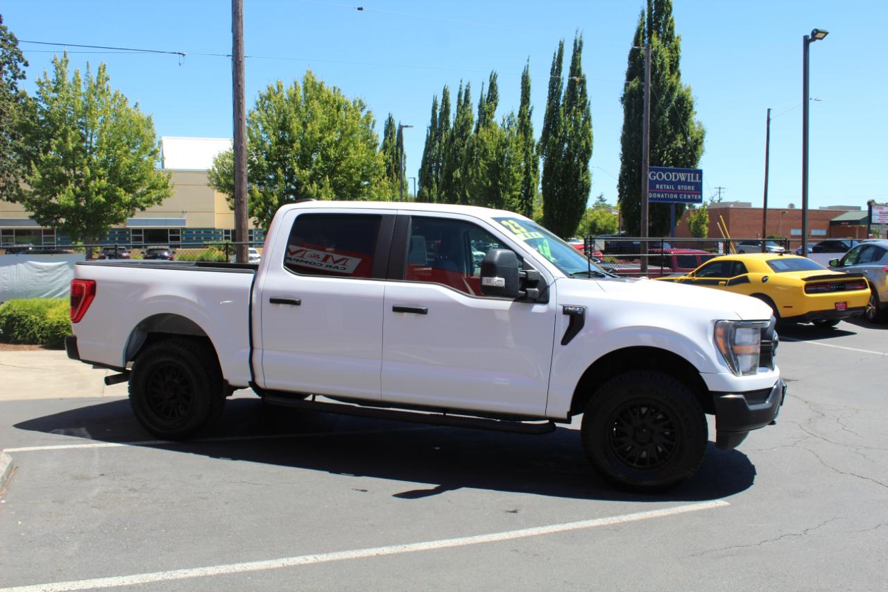 Ford F-150 XL 4WD SuperCrew 5.5' Box 2023