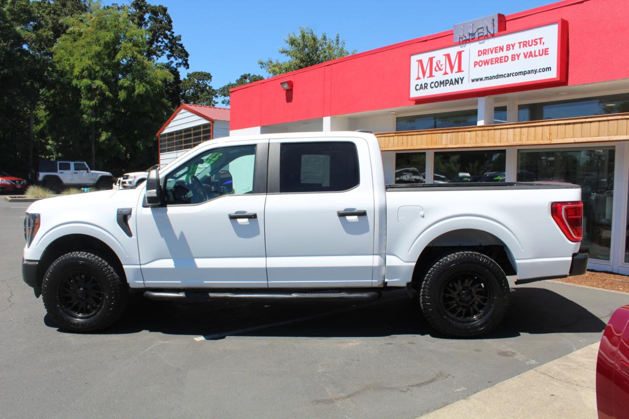 Ford F-150 XL 4WD SuperCrew 5.5' Box 2023