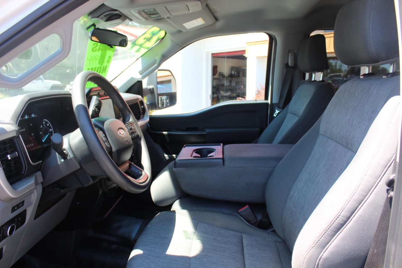 Ford F-150 XL 4WD SuperCrew 5.5' Box 2023
