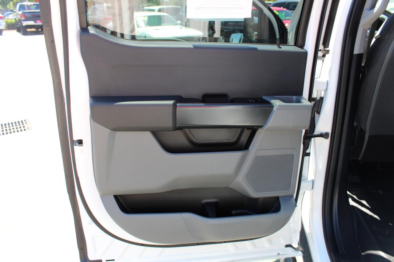 Ford F-150 XL 4WD SuperCrew 5.5' Box 2023