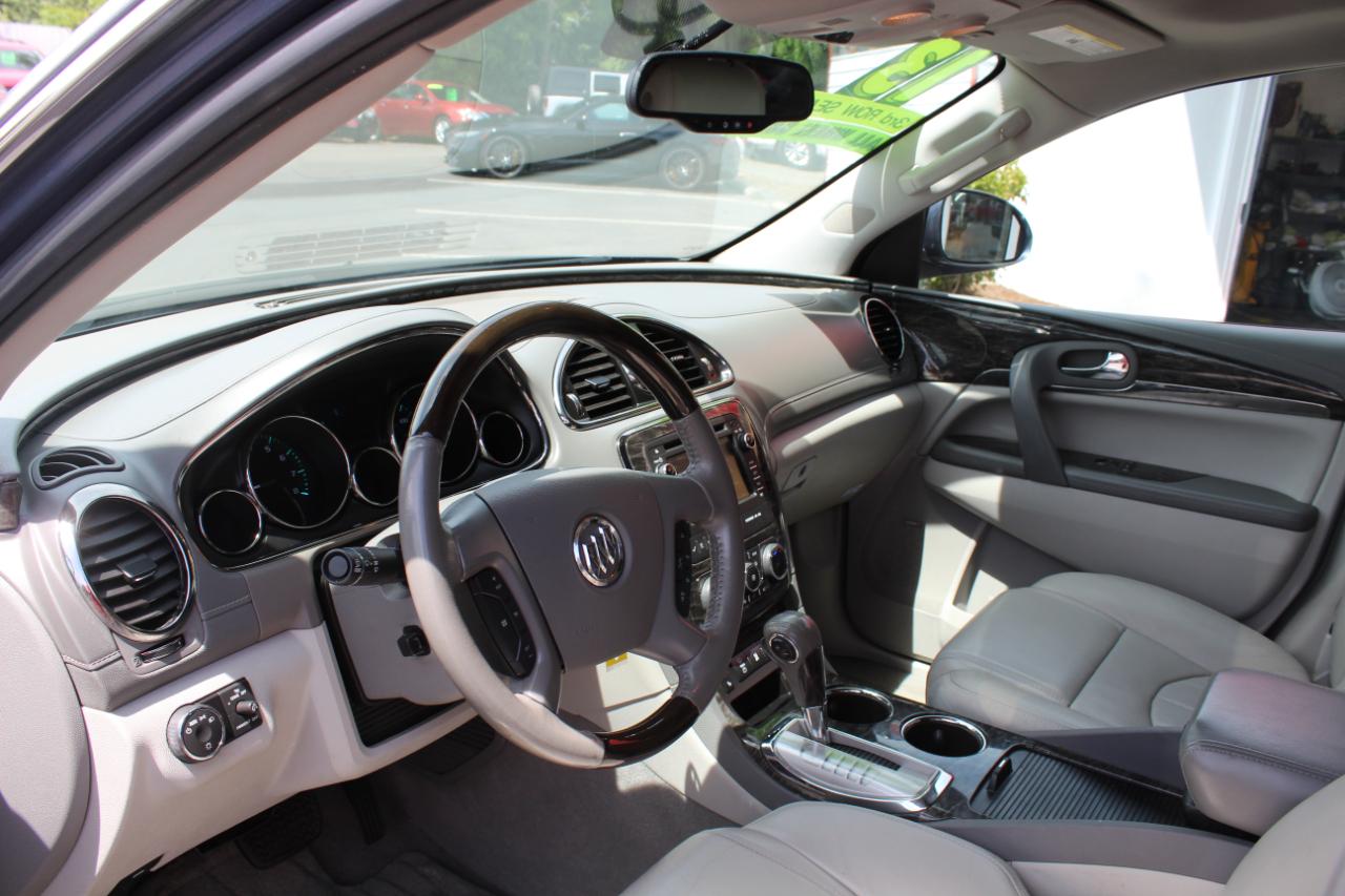 Buick Enclave AWD 4dr Premium 2013