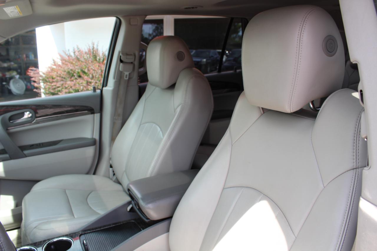 Buick Enclave AWD 4dr Premium 2013