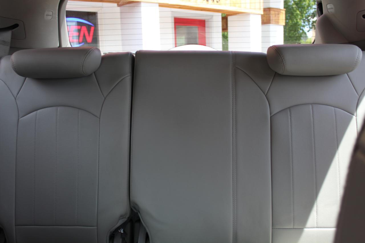 Buick Enclave AWD 4dr Premium 2013