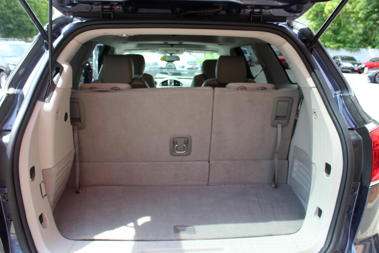 Buick Enclave AWD 4dr Premium 2013