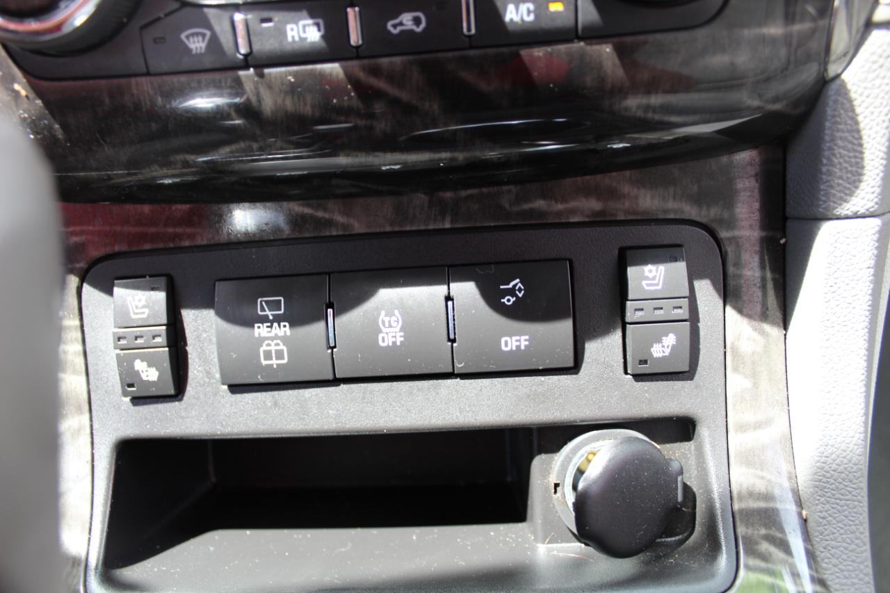 Buick Enclave AWD 4dr Premium 2013