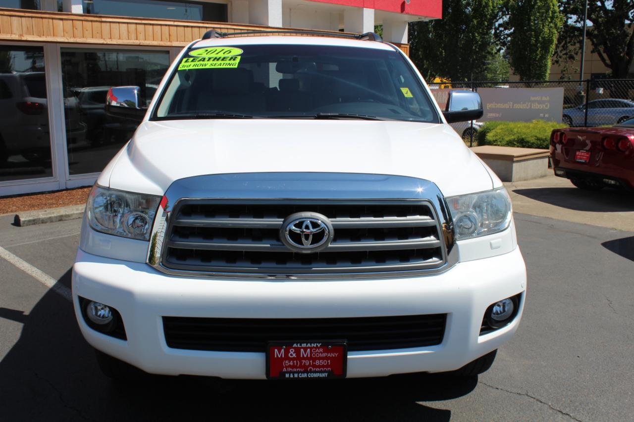 Toyota Sequoia 4WD 5.7L Limited (Natl) 2016