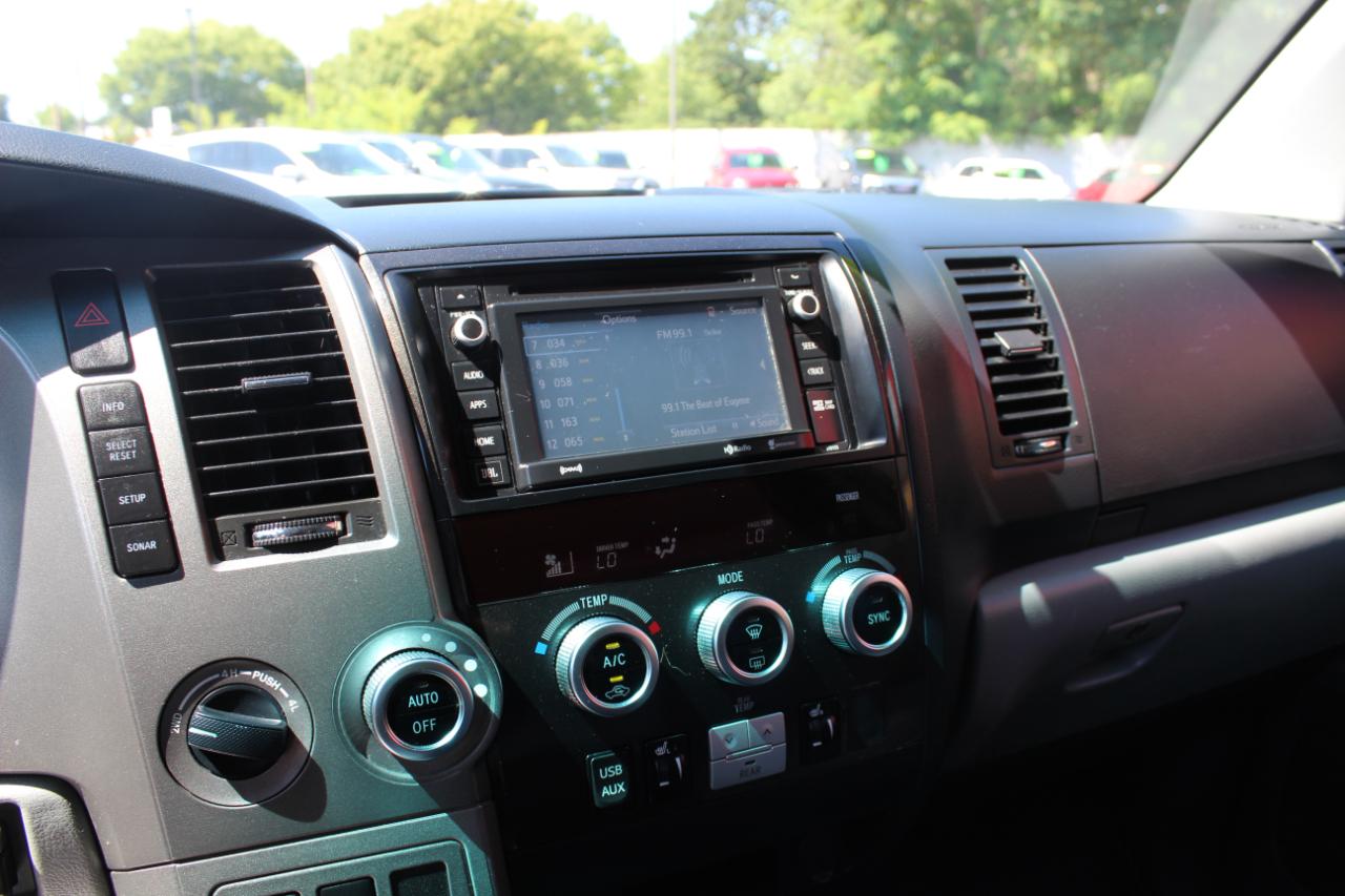 Toyota Sequoia 4WD 5.7L Limited (Natl) 2016
