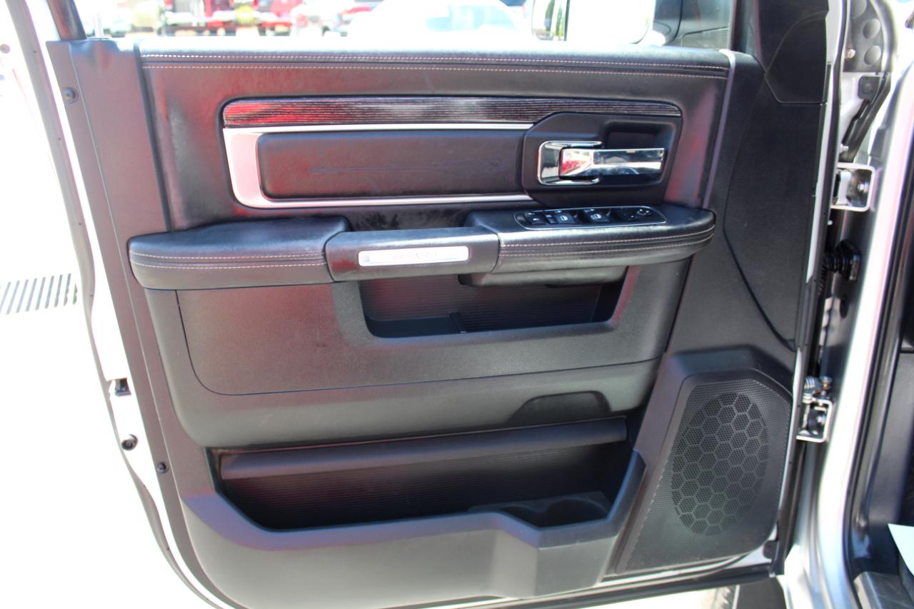 RAM 2500 4WD Crew Cab 149" Laramie Limited 2014