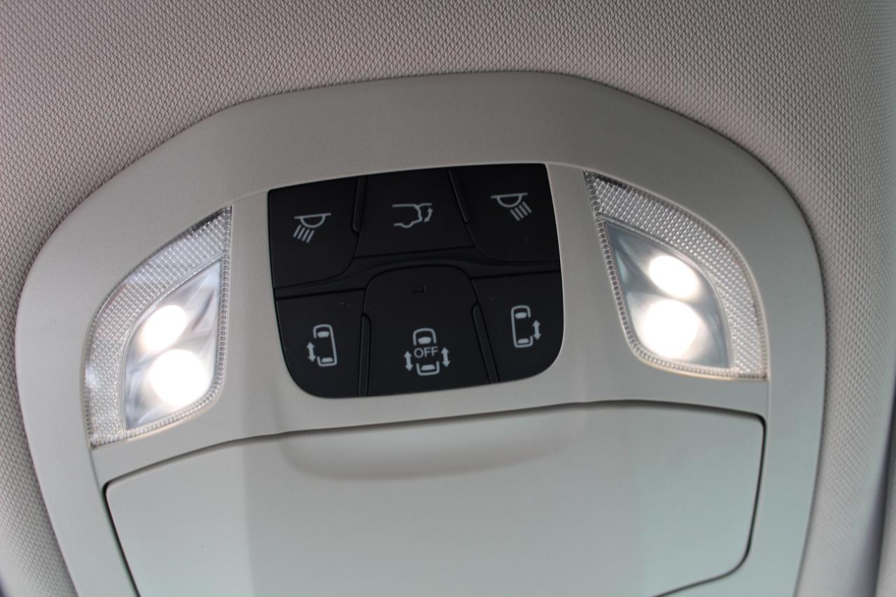 Chrysler Pacifica Touring L FWD 2023