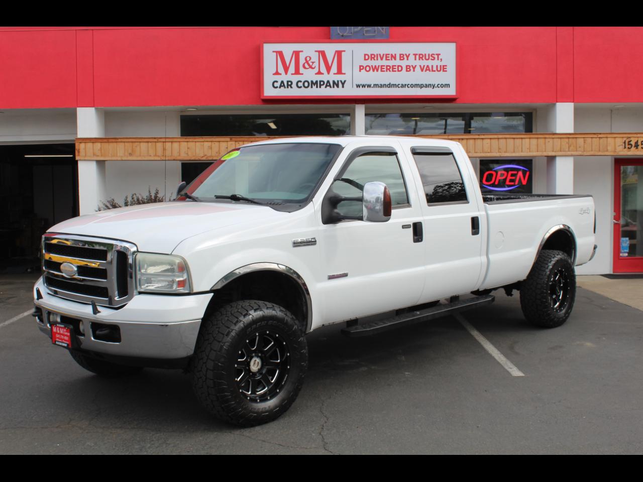 2007 Ford Super Duty F-250 4WD Crew Cab 156" Lariat