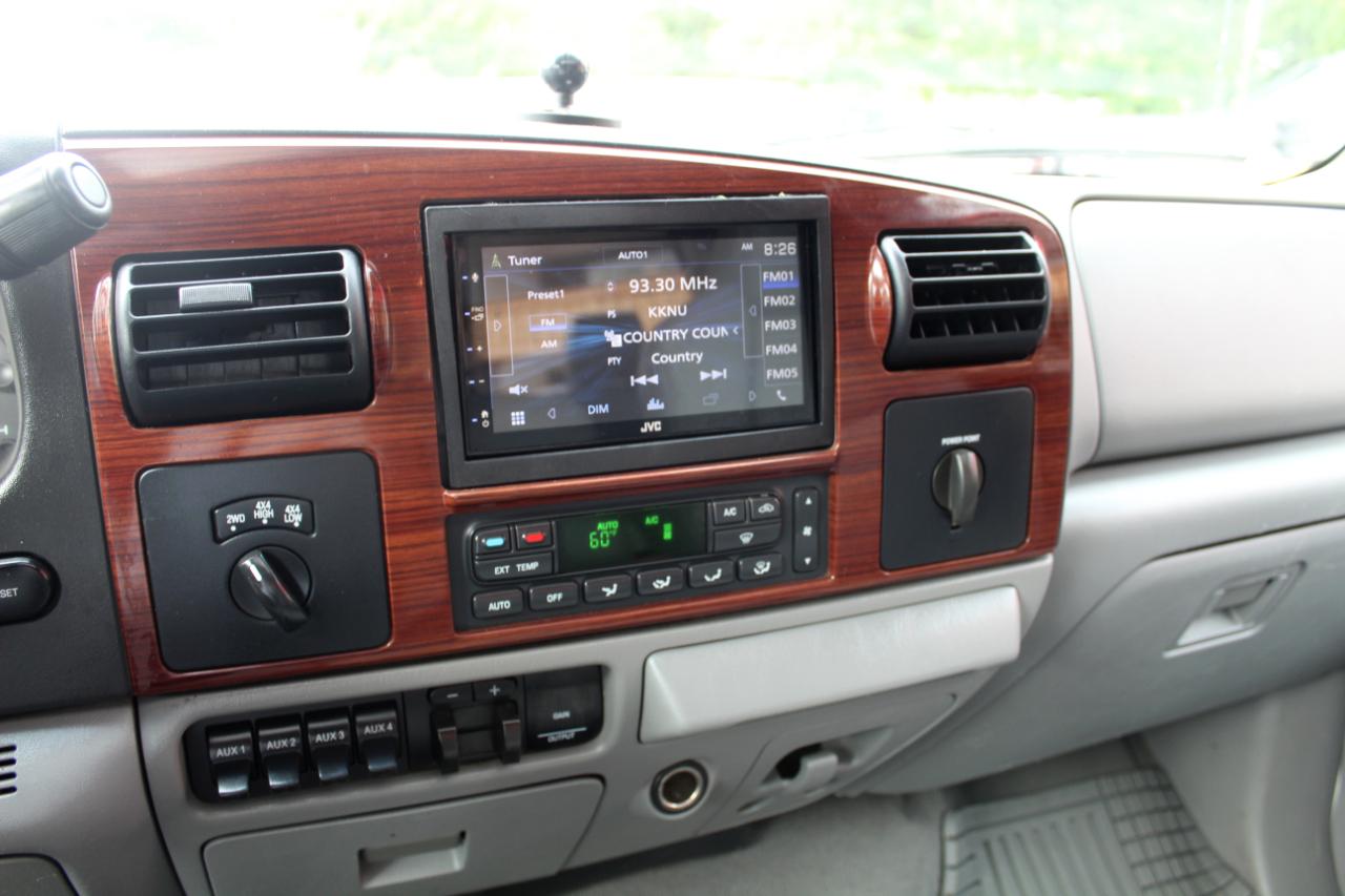 Ford Super Duty F-250 4WD Crew Cab 156" Lariat 2007