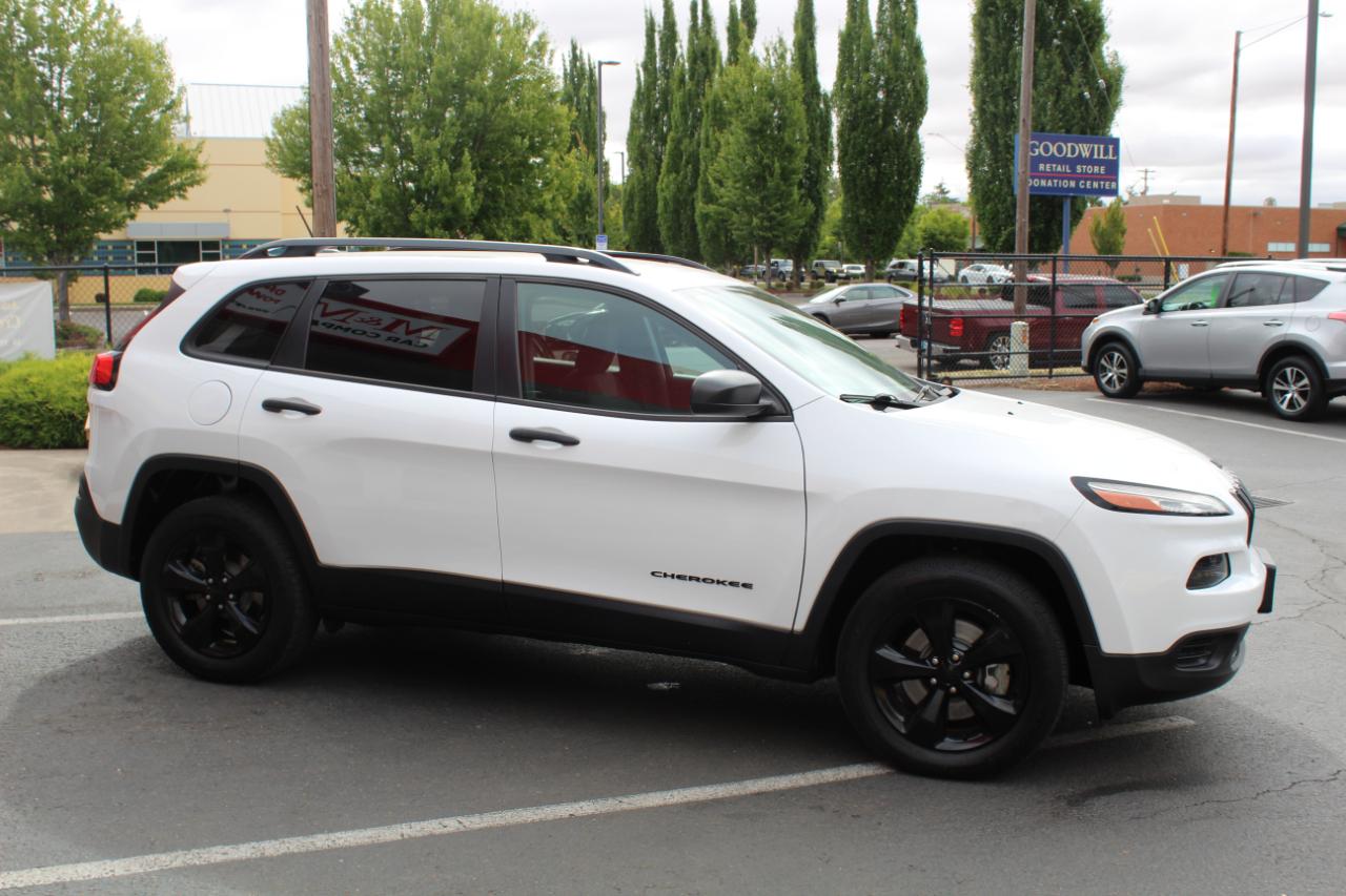 Jeep Cherokee 4WD 4dr Altitude 2016