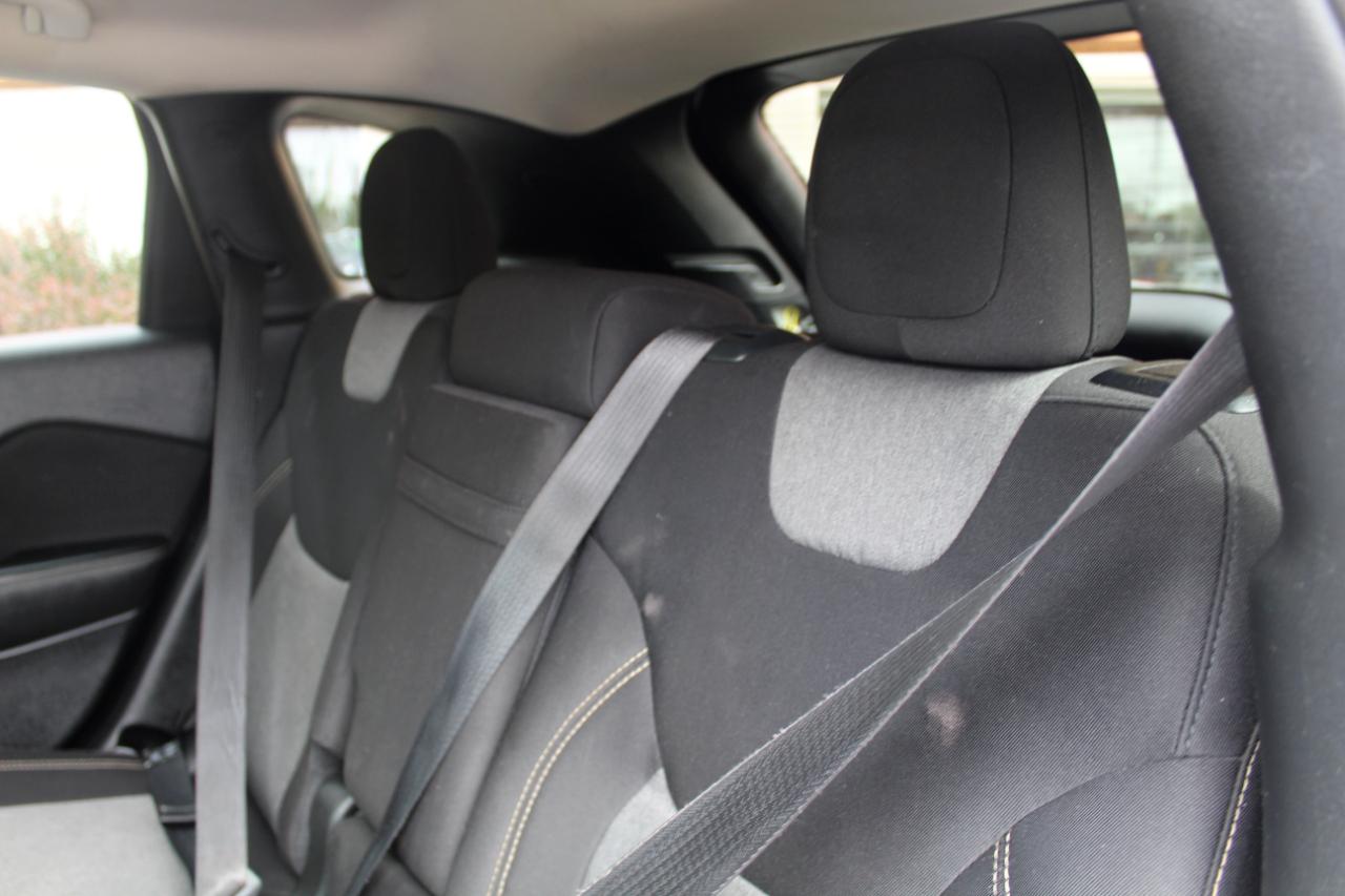 Jeep Cherokee 4WD 4dr Altitude 2016