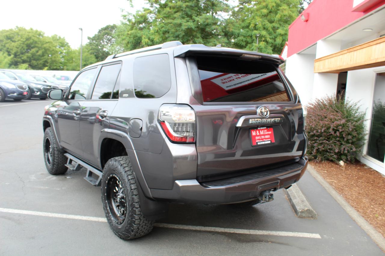Toyota 4Runner SR5 Premium 4WD 2020