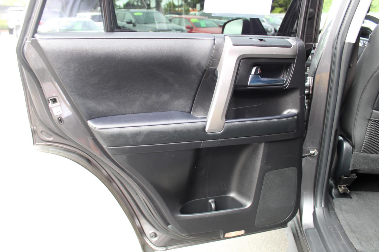 Toyota 4Runner SR5 Premium 4WD 2020