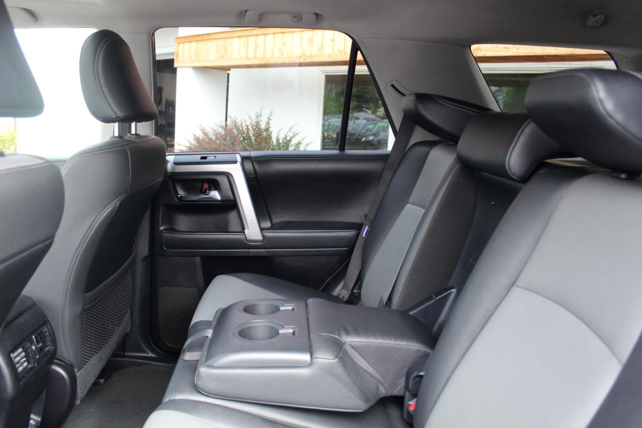 Toyota 4Runner SR5 Premium 4WD 2020