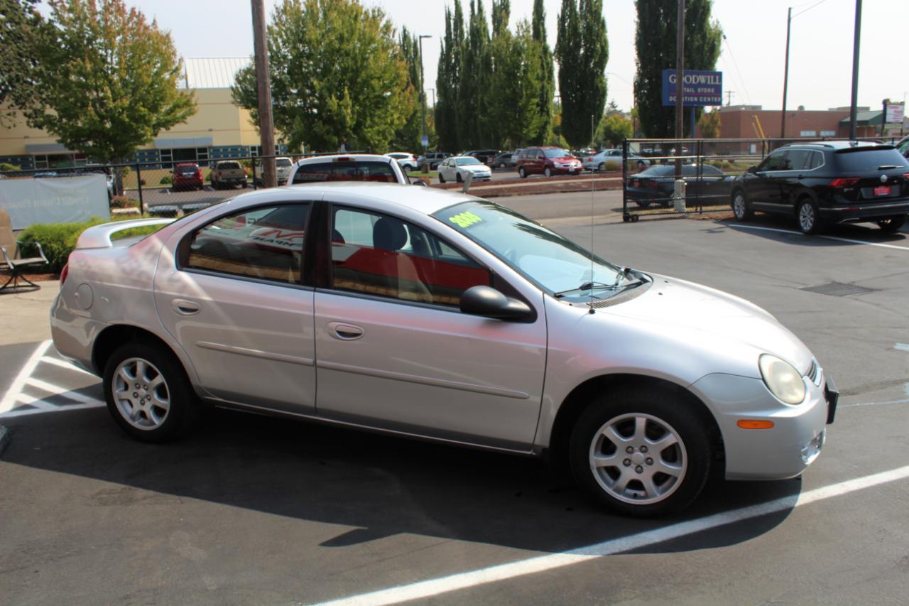 Dodge Neon 4dr Sdn SXT 2005