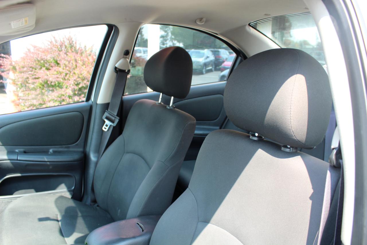 Dodge Neon 4dr Sdn SXT 2005