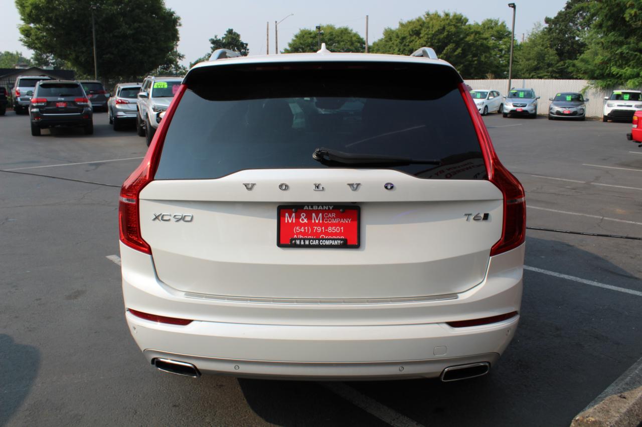 Volvo XC90 T6 AWD 7-Passenger Momentum 2017