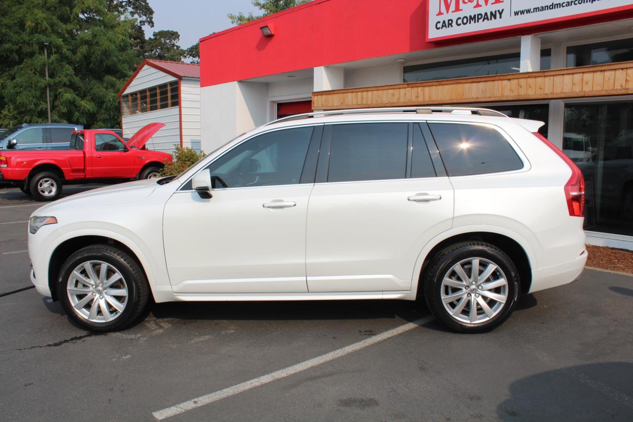 Volvo XC90 T6 AWD 7-Passenger Momentum 2017