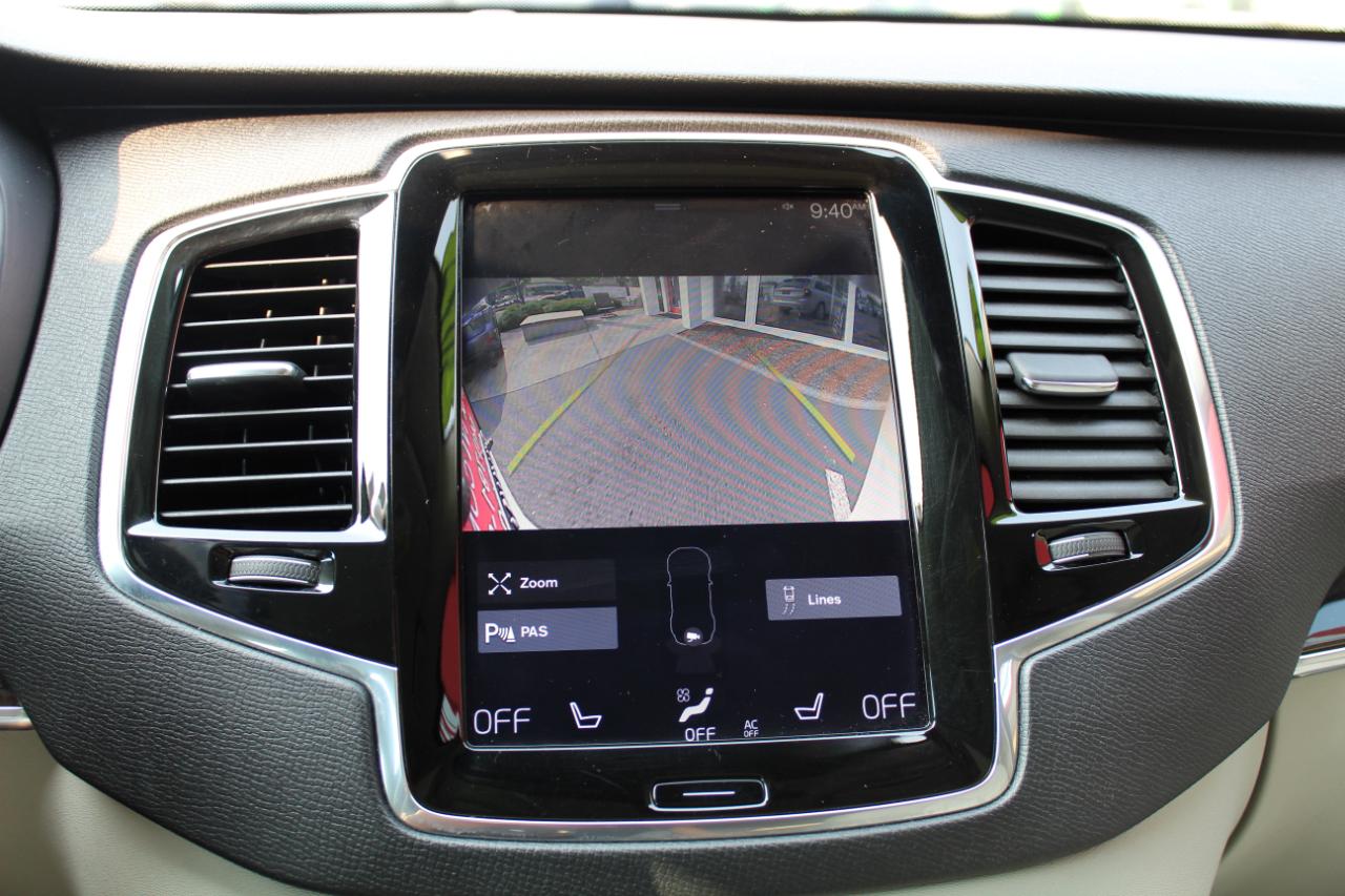 Volvo XC90 T6 AWD 7-Passenger Momentum 2017