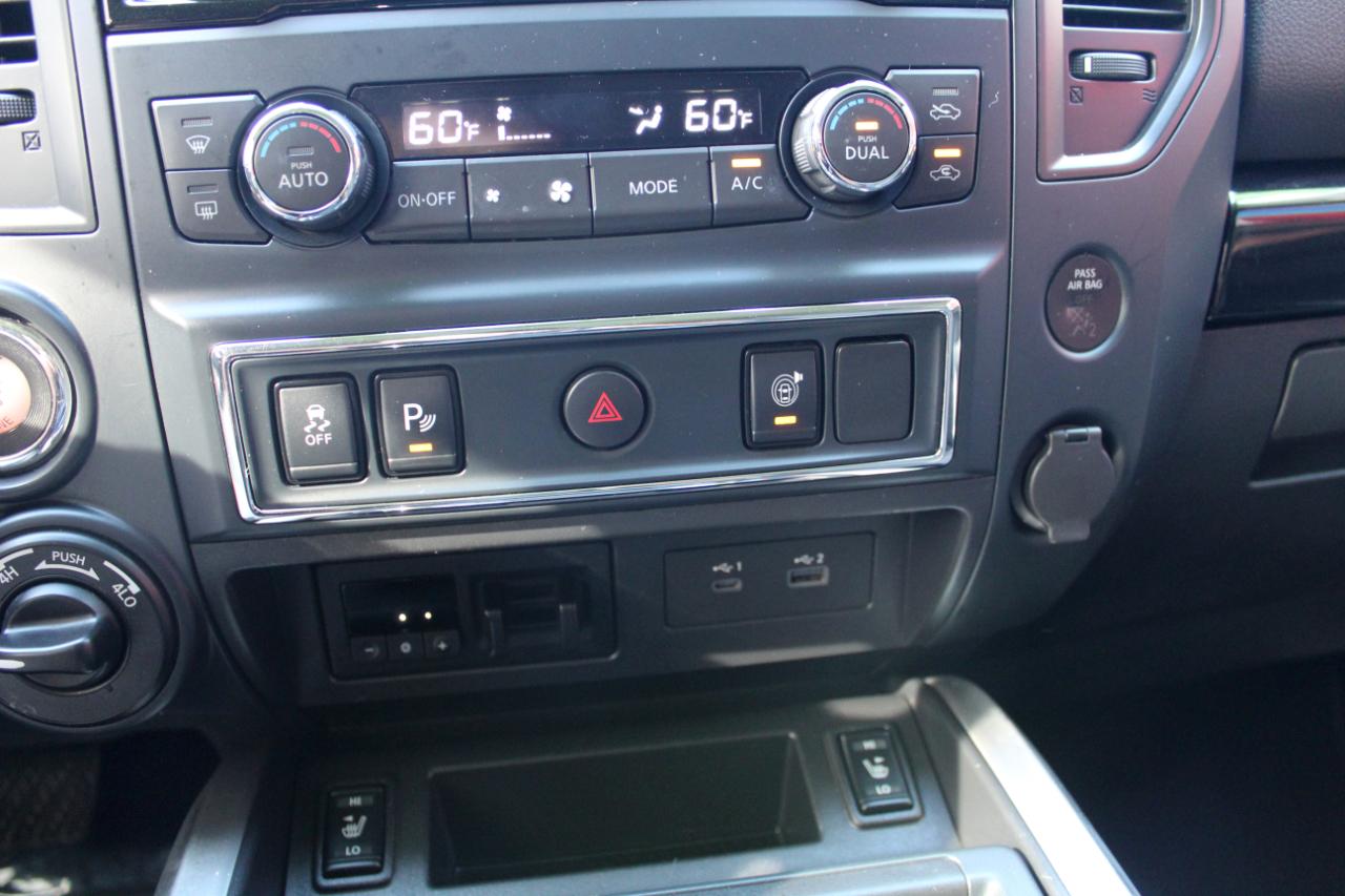 Nissan Titan 4x4 Crew Cab SV 2023