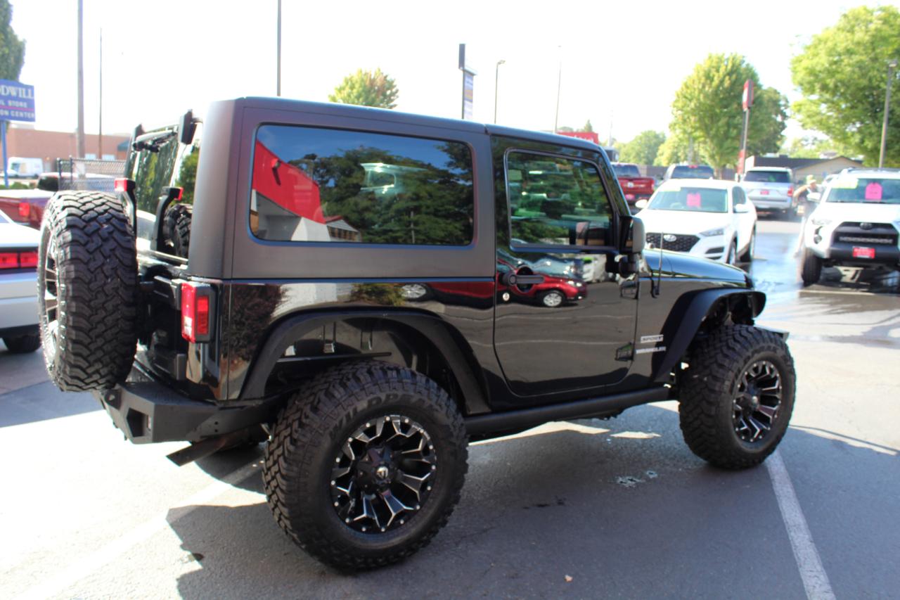 Jeep Wrangler 4WD 2dr Sport 2015