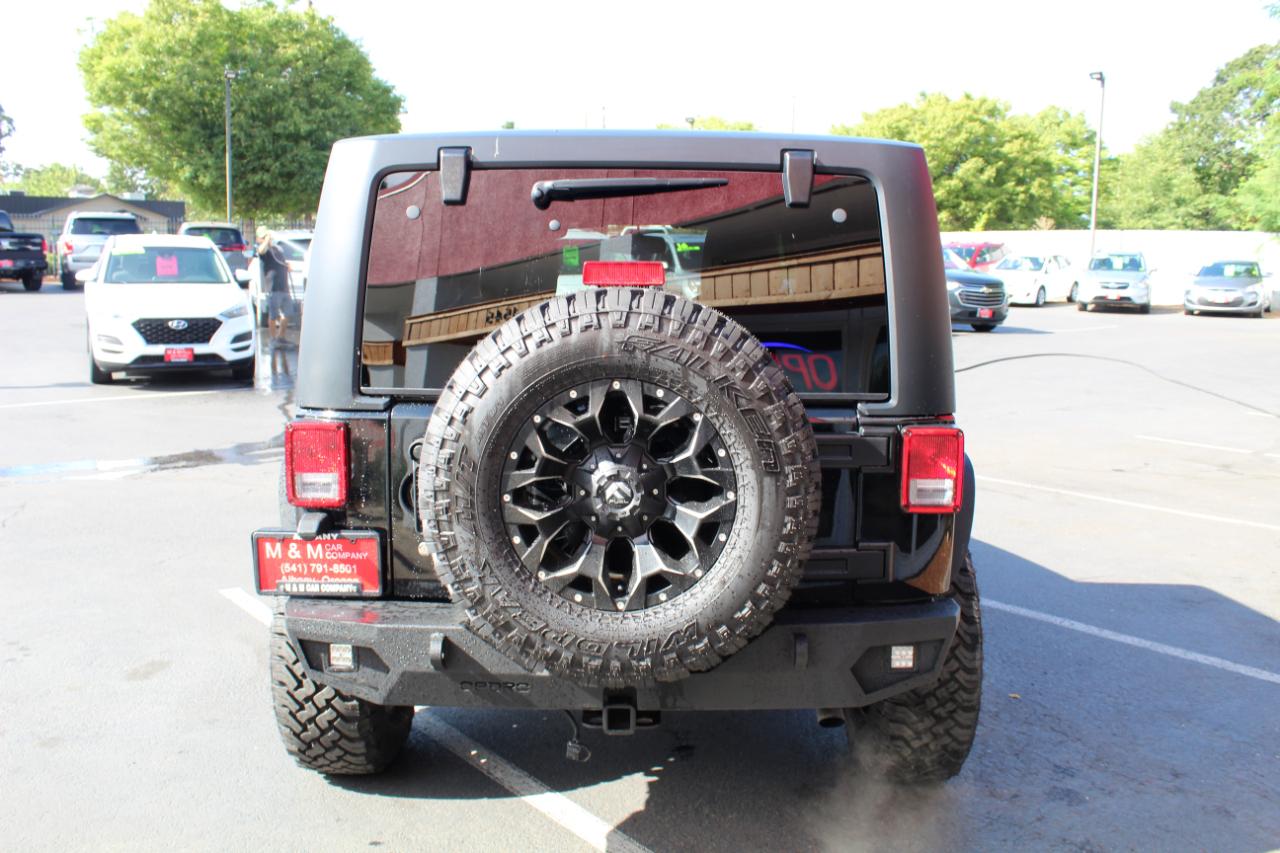 Jeep Wrangler 4WD 2dr Sport 2015