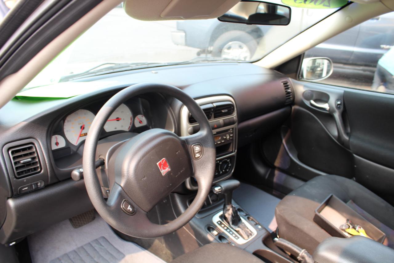 Saturn LS L-200 Auto 2003
