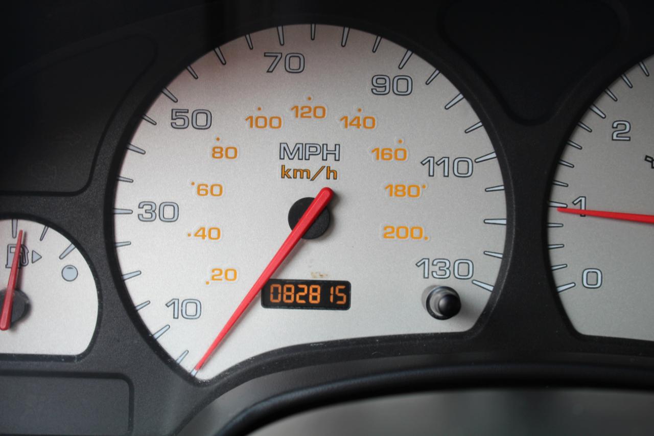 Saturn LS L-200 Auto 2003