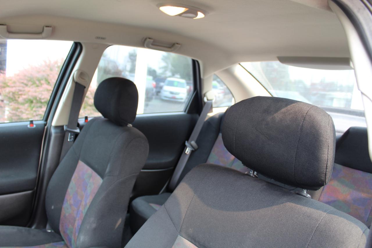 Saturn LS L-200 Auto 2003