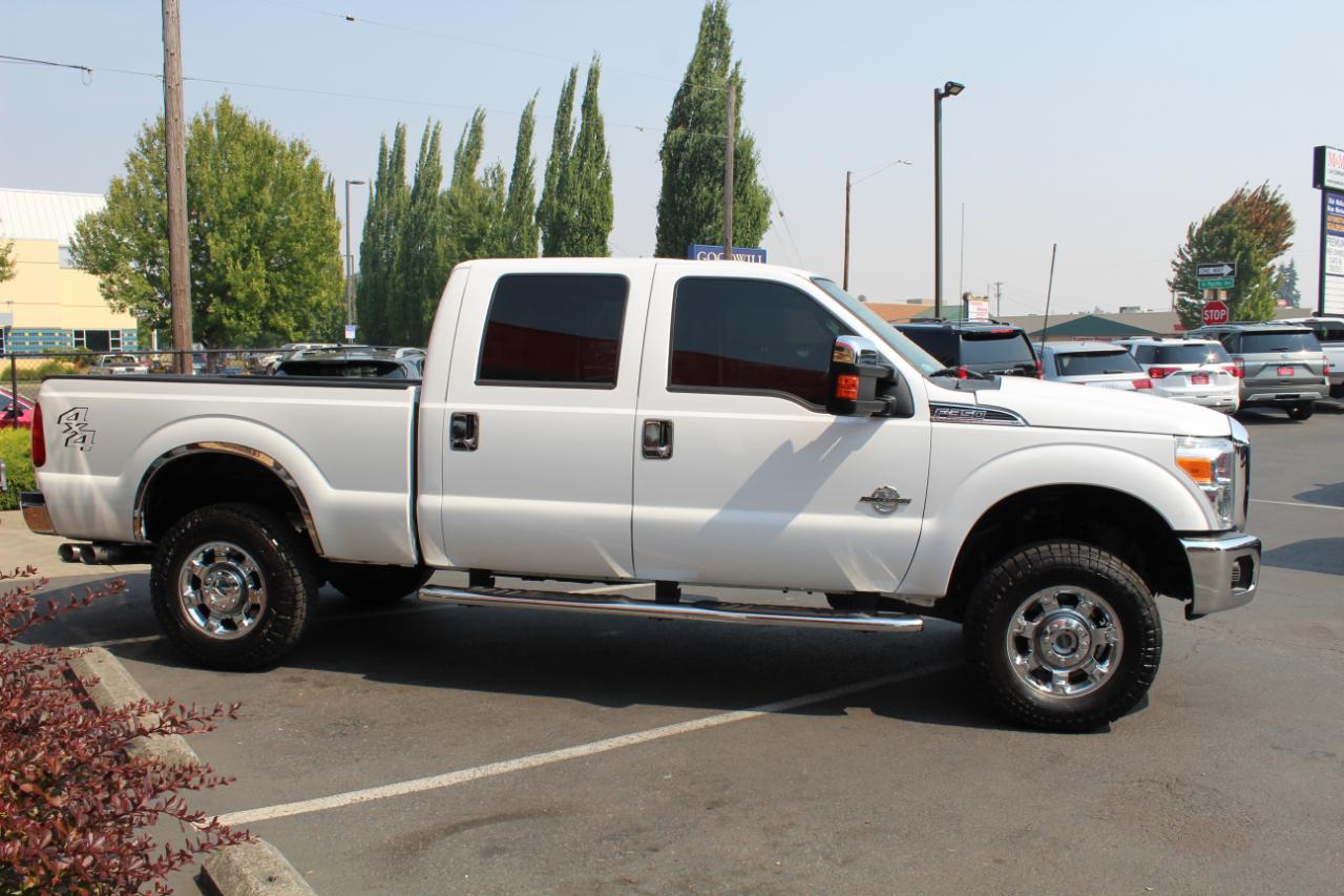 Ford Super Duty F-350 SRW 4WD Crew Cab 172" XLT 2015