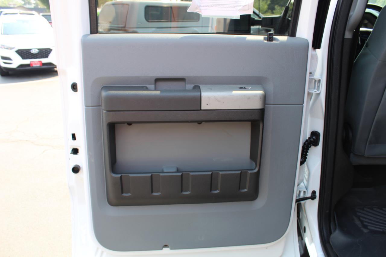 Ford Super Duty F-350 SRW 4WD Crew Cab 172" XLT 2015