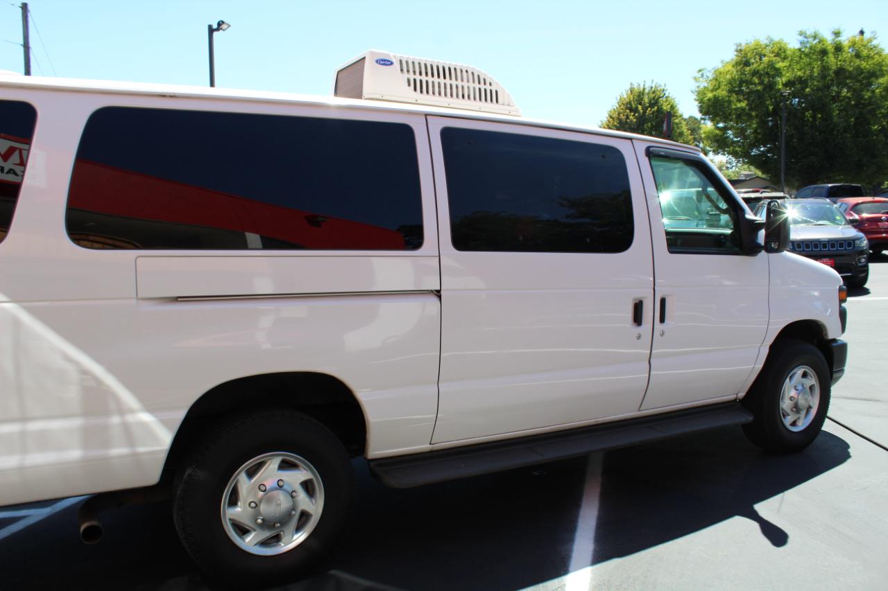 Ford Econoline Cargo Van E-350 Super Duty Ext Recreational 2009