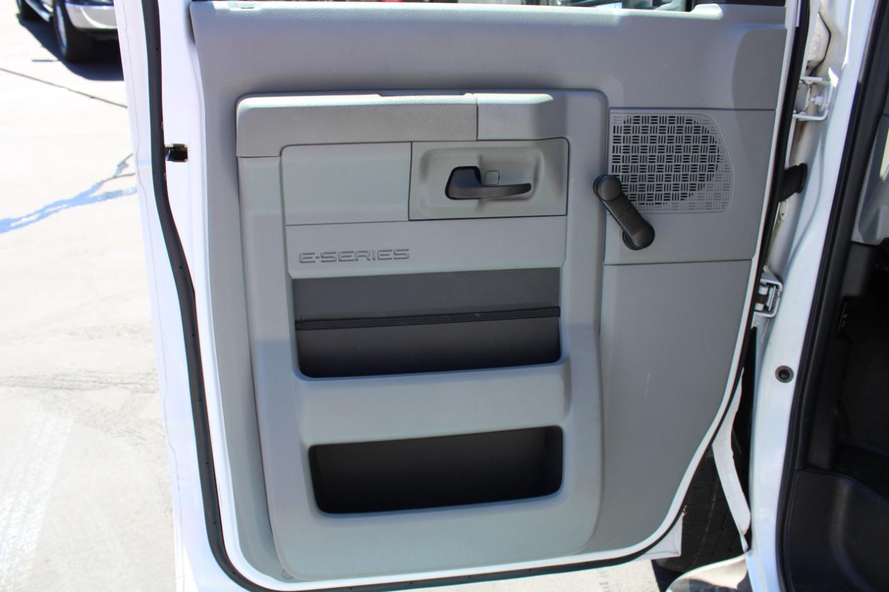 Ford Econoline Cargo Van E-350 Super Duty Ext Recreational 2009