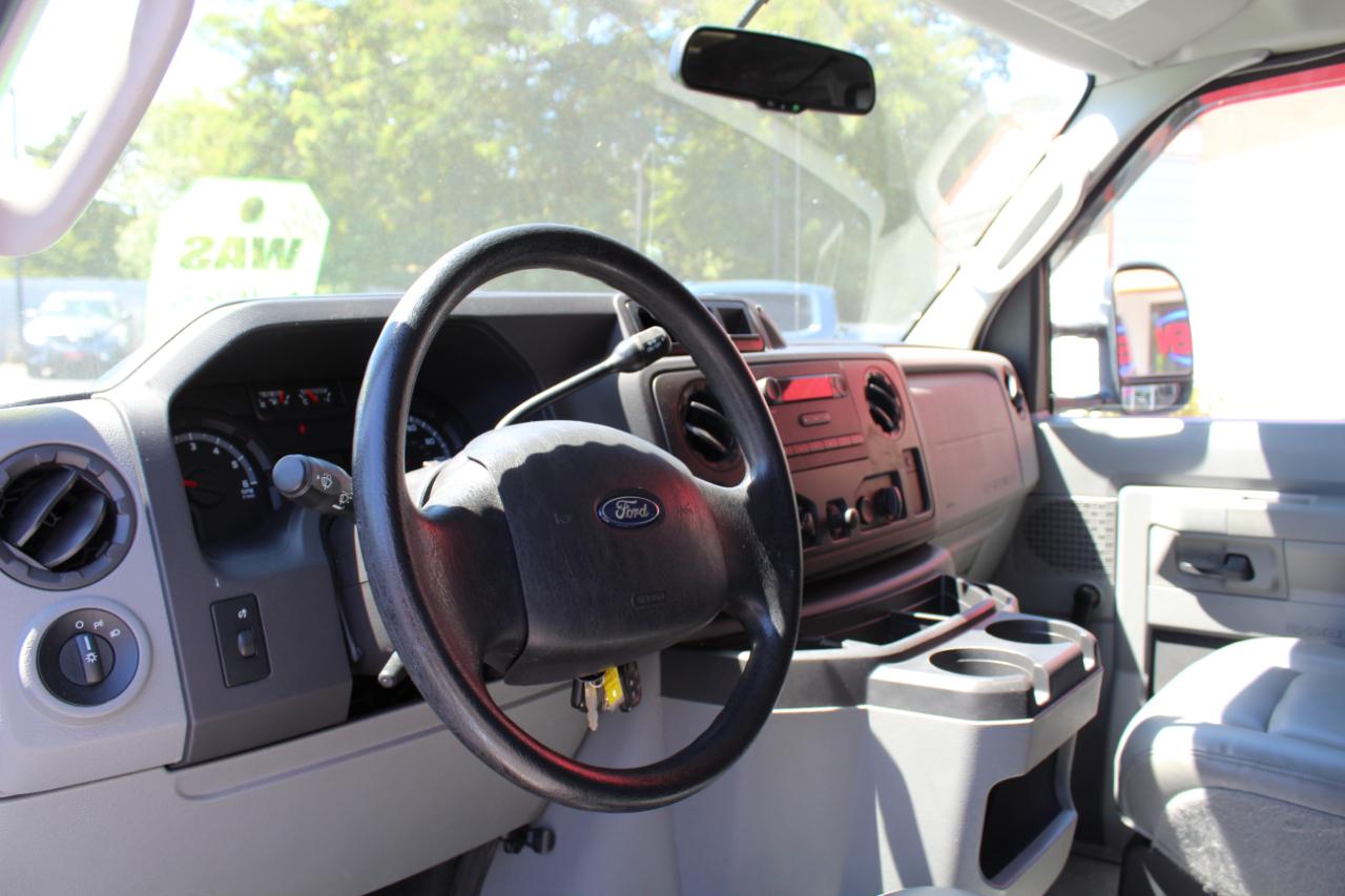 Ford Econoline Cargo Van E-350 Super Duty Ext Recreational 2009