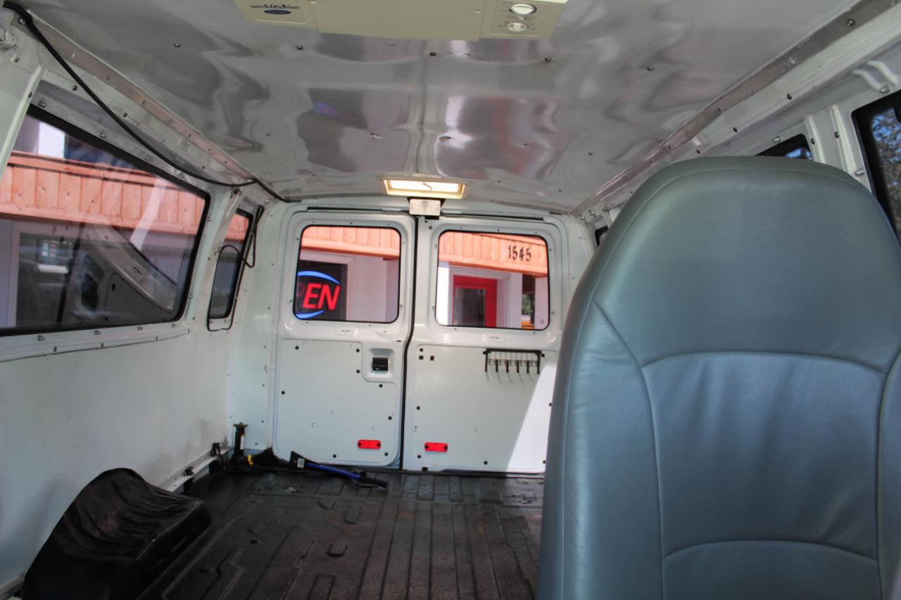 Ford Econoline Cargo Van E-350 Super Duty Ext Recreational 2009